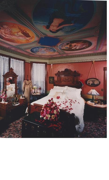 Geiger Victorian Bed And Breakfast Tacoma Exterior photo